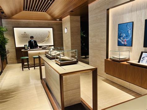 Ben Bridge Jeweler Point of Sale in Honolulu 